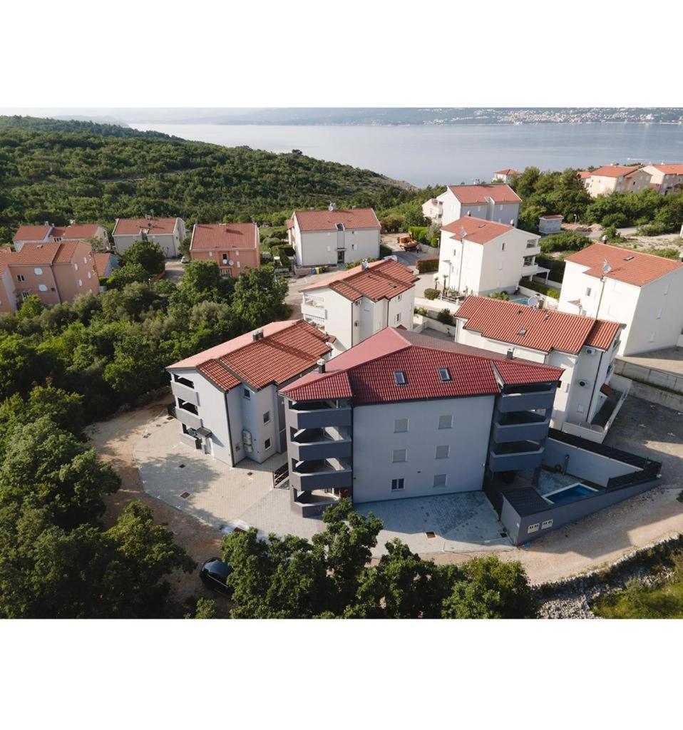 Apartmani Jedro Šilo Eksteriør bilde