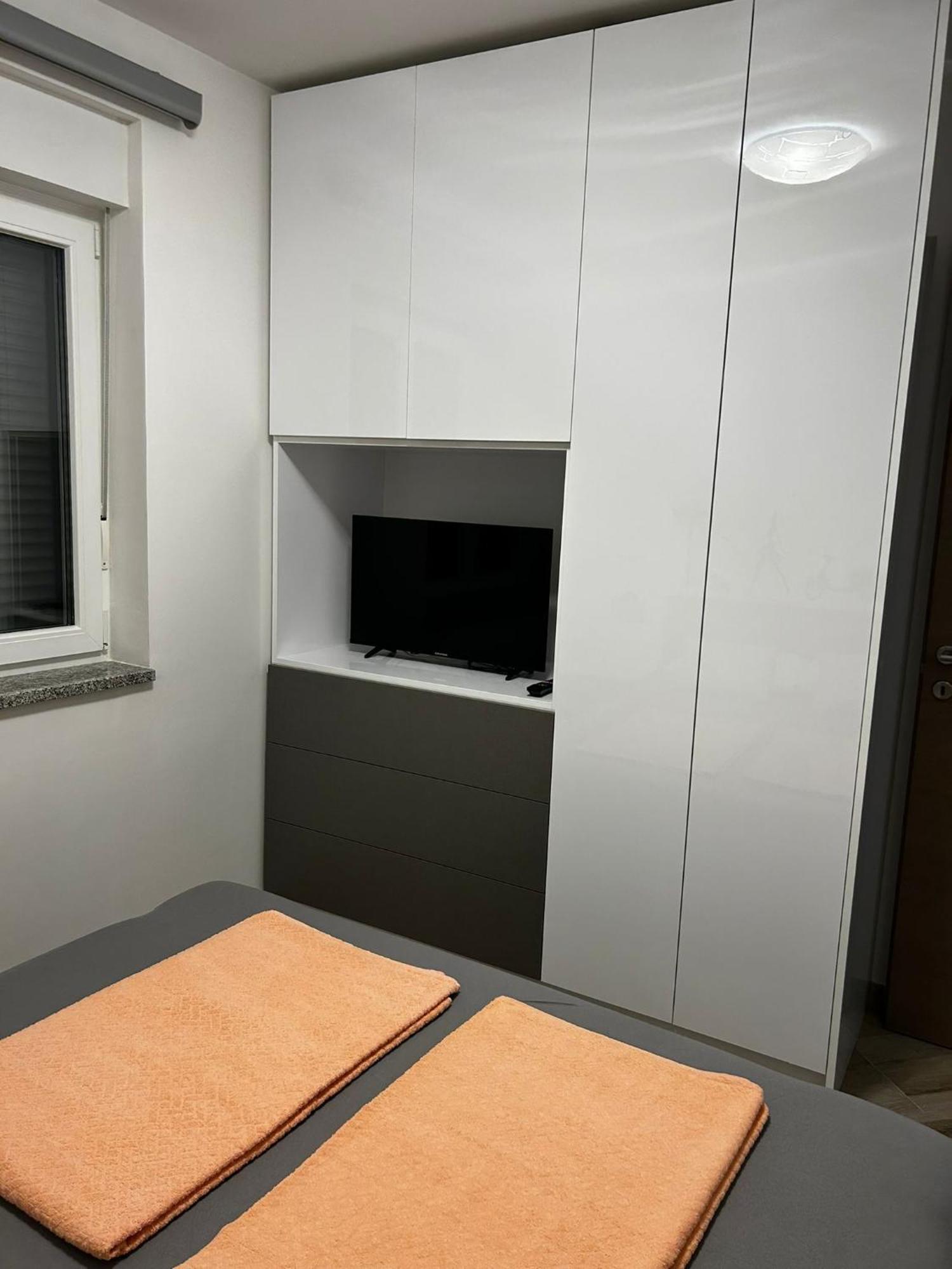 Apartmani Jedro Šilo Eksteriør bilde